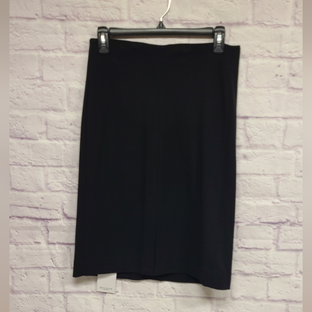 MM Lafleur Classic Black Pencil Skirt‎